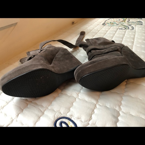 Stuart  Weitzman wedge boots - Picture 6 of 6